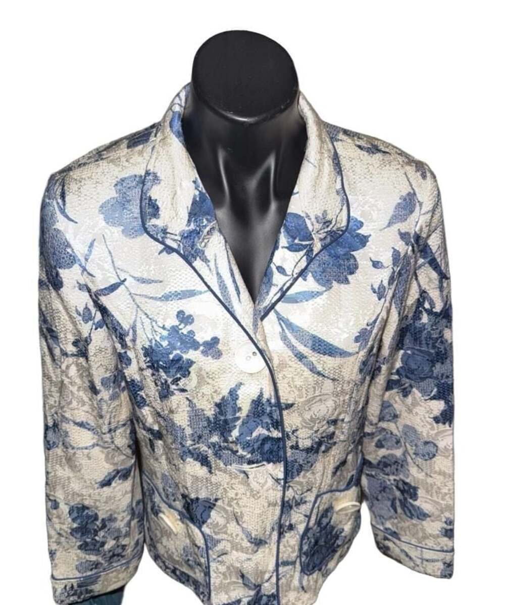 Coldwater Creek Women's Blue and White Floral Jacquard Blazer Size 10